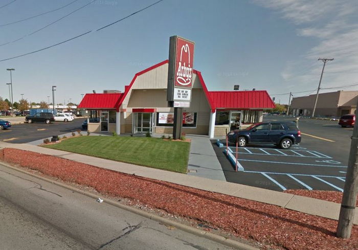 Red Barn Restaurant - 31800 Gratiot Ave Roseville (newer photo)